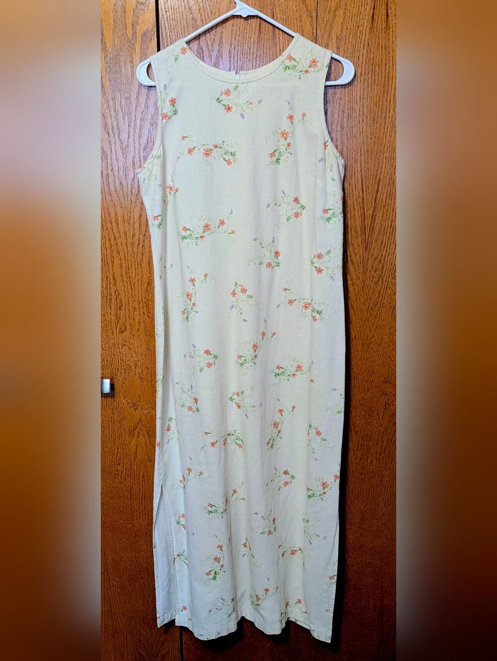Beautiful, lightweight, linen-blend, machine washable sundress